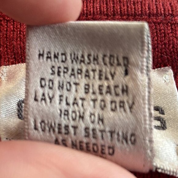 Chico's Womens Size 2 Red Nylon Spandex Microfeel Stretch Sleeveless Tank Top - Picture 5 of 6